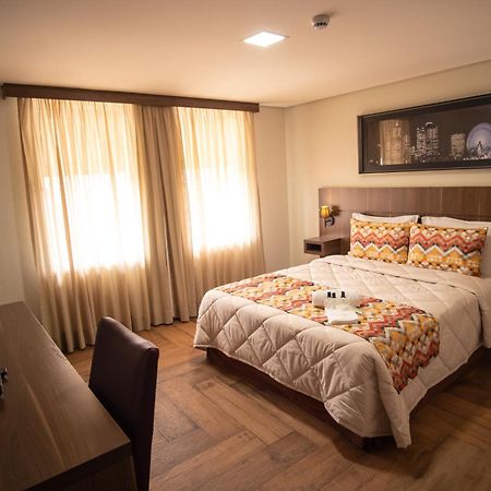 Padom Business Hotel Braganca Paulista Exterior photo