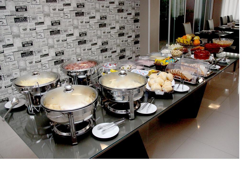 Padom Business Hotel Braganca Paulista Exterior photo