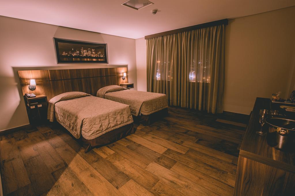 Padom Business Hotel Braganca Paulista Room photo