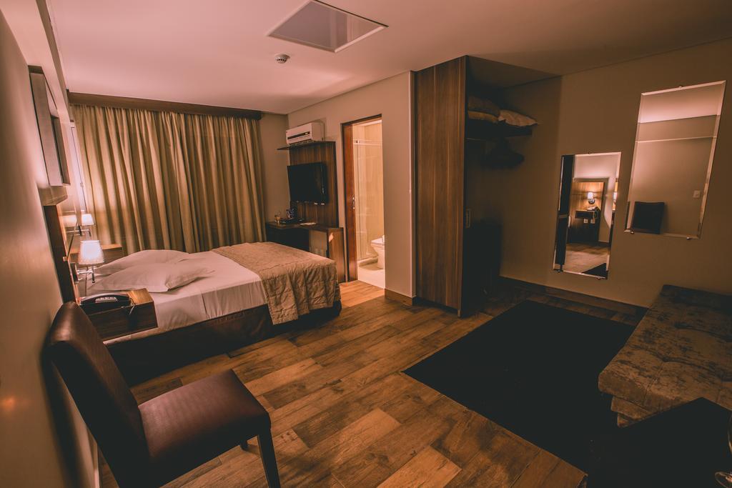 Padom Business Hotel Braganca Paulista Room photo