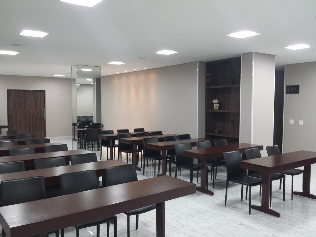 Padom Business Hotel Braganca Paulista Exterior photo